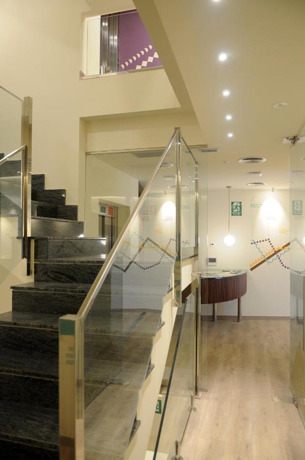 Apartamentos Turisticos Guiana Ponferrada Exterior foto